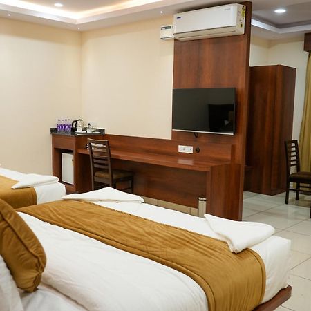 Sri Krishna Inn - Kempegowda Airport Bangalore Devanahalli Esterno foto